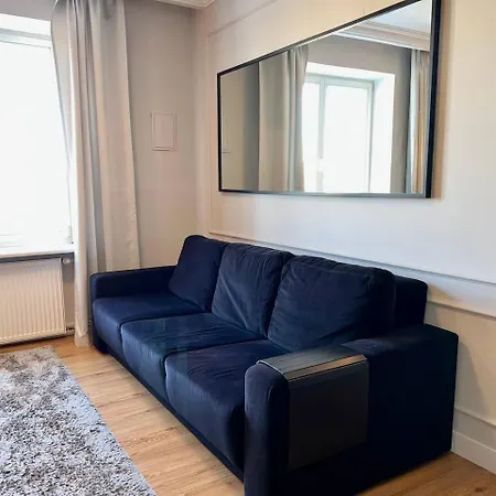 Modern Flat In The Centre - By Hik