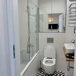 شقة Modern Flat In The Centre - By Hik