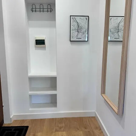 Modern Flat In The Centre - By Hik * Varšava